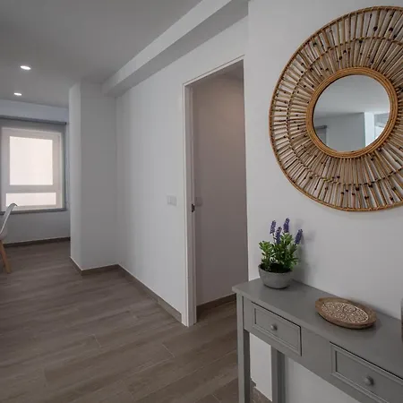 Apartment Nuevo Mirandilla - *